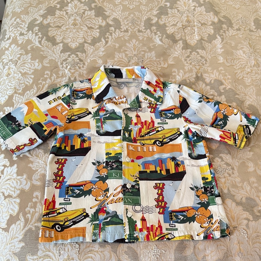 KITH- size medium